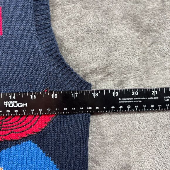 Capacity Petites Sweater Vest Cardinals Holly Christmas Button Front Medium I159 - Picture 6 of 9